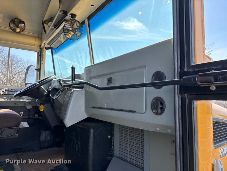 image for item FG0163 2009 Blue Bird Vision school bus