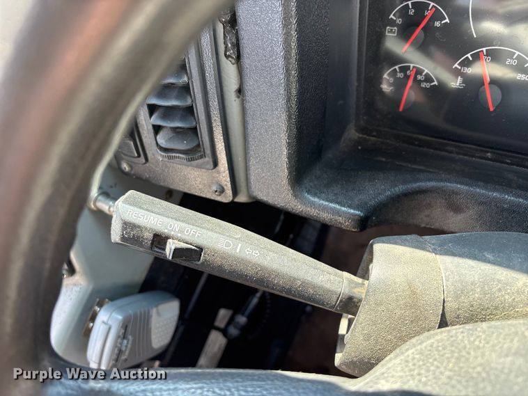 image for item FG0163 2009 Blue Bird Vision school bus