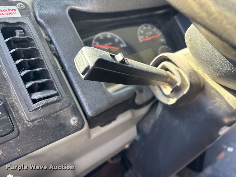 image for item FG0163 2009 Blue Bird Vision school bus