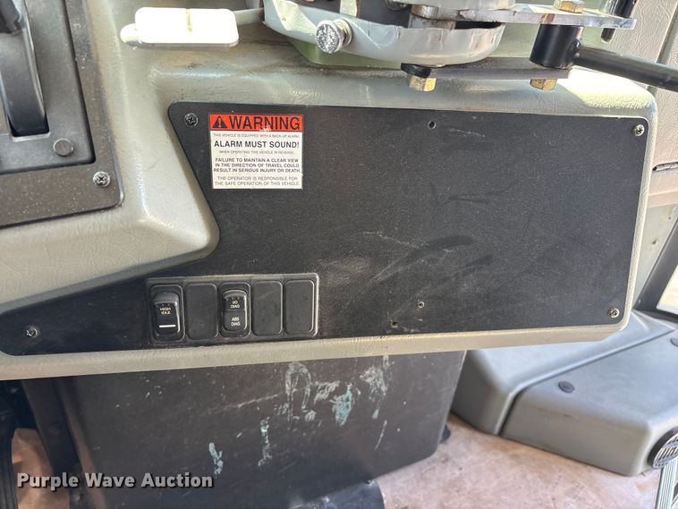 image for item FG0163 2009 Blue Bird Vision school bus