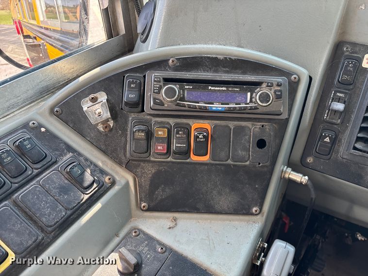 image for item FG0163 2009 Blue Bird Vision school bus