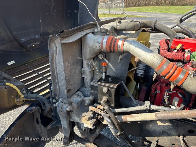 image for item FG0163 2009 Blue Bird Vision school bus