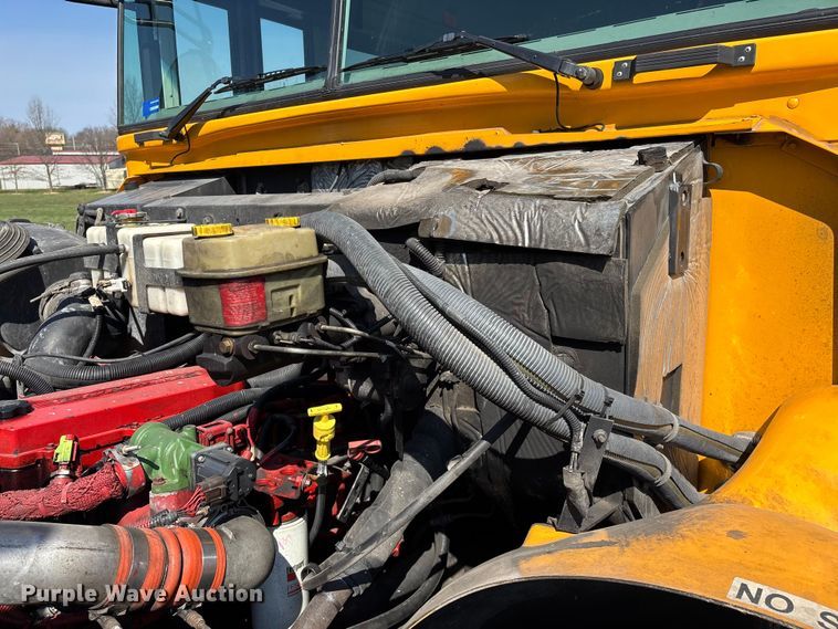 image for item FG0163 2009 Blue Bird Vision school bus