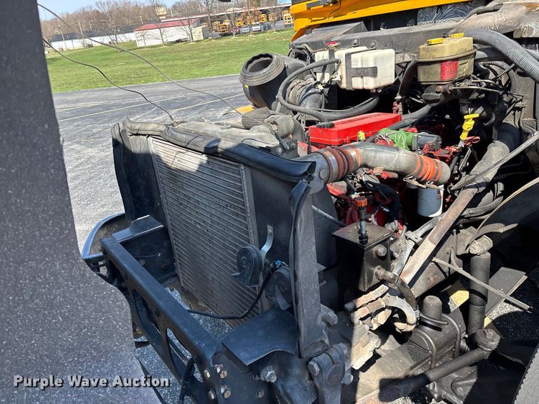 image for item FG0163 2009 Blue Bird Vision school bus