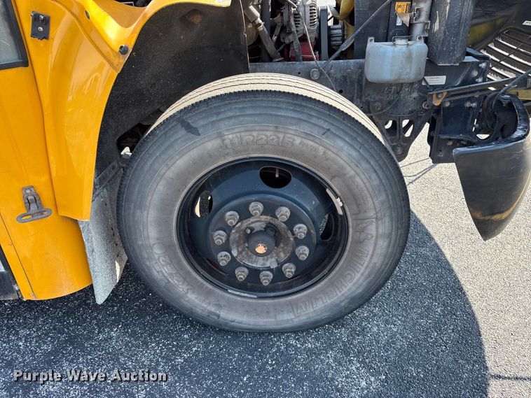 image for item FG0163 2009 Blue Bird Vision school bus