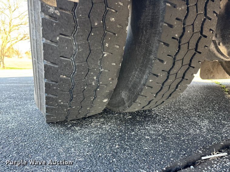 image for item FG0163 2009 Blue Bird Vision school bus