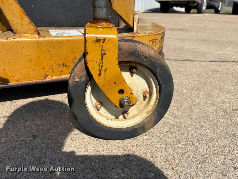 image for item FG0164 1998 Woods RD7200 finish mower