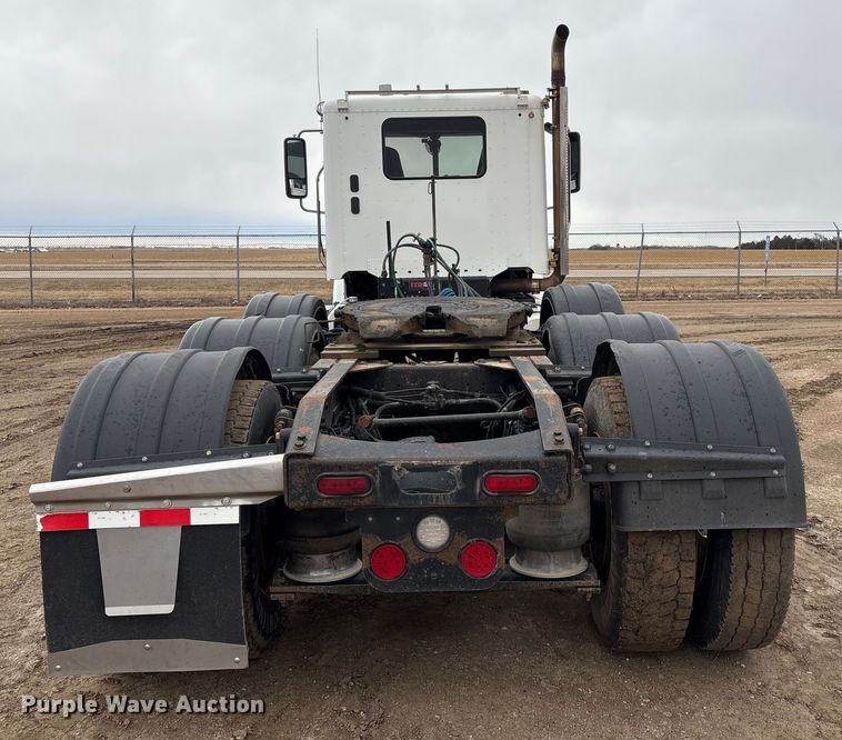 image for item FG2532 2011 Freightliner Coronado semi truck