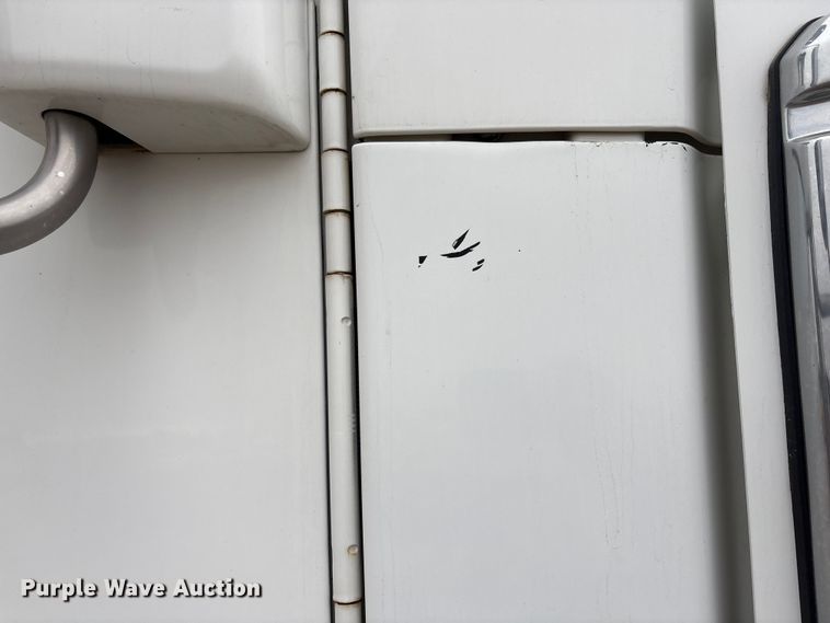 image for item FG2532 2011 Freightliner Coronado semi truck