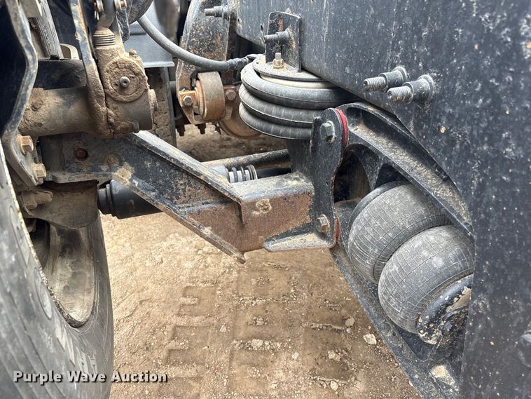 image for item FG2532 2011 Freightliner Coronado semi truck