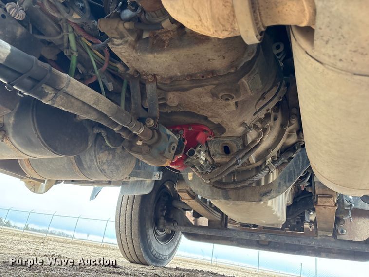 image for item FG2532 2011 Freightliner Coronado semi truck