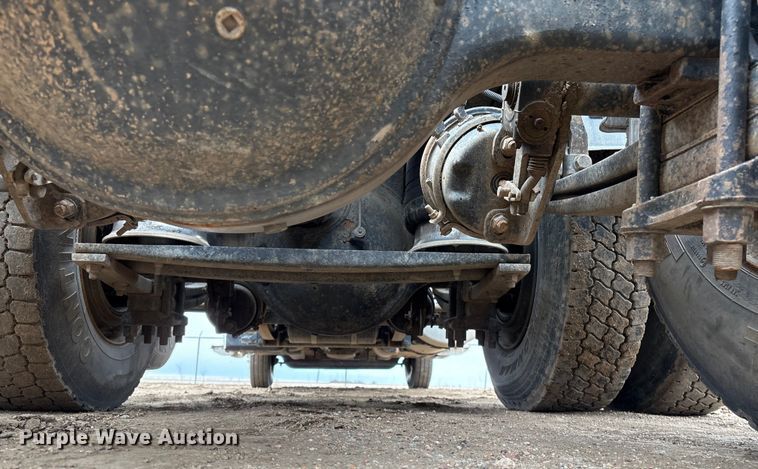 image for item FG2532 2011 Freightliner Coronado semi truck