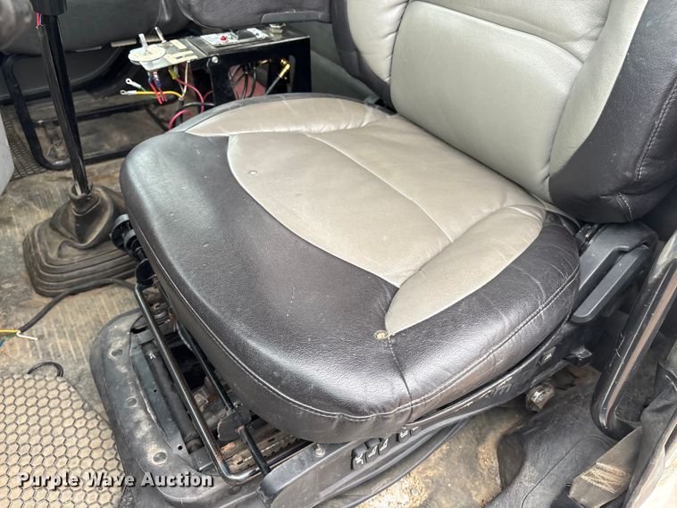 image for item FG2532 2011 Freightliner Coronado semi truck