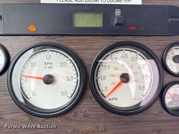 image for item FG2532 2011 Freightliner Coronado semi truck