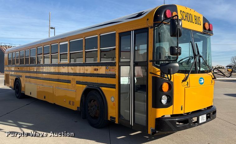image for item FG2602 2014 Blue Bird school bus