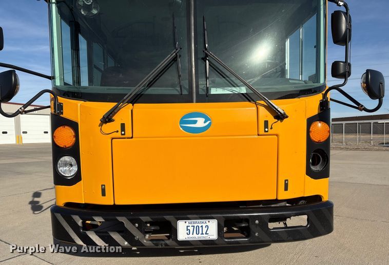 image for item FG2602 2014 Blue Bird school bus