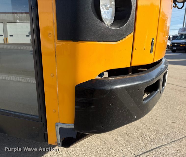 image for item FG2602 2014 Blue Bird school bus