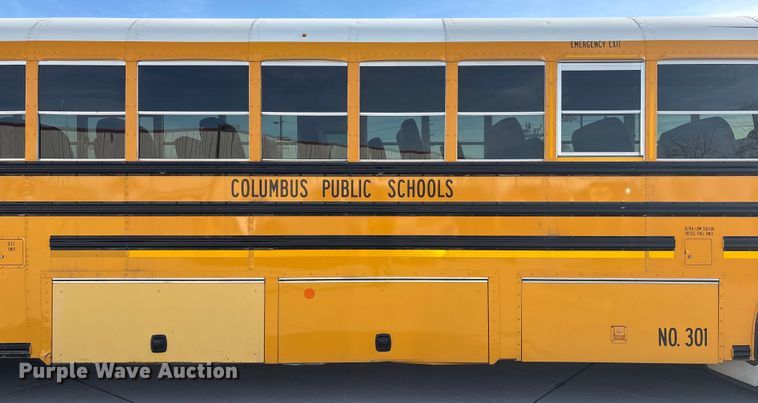 image for item FG2602 2014 Blue Bird school bus