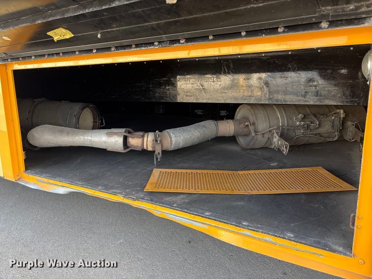 image for item FG2602 2014 Blue Bird school bus