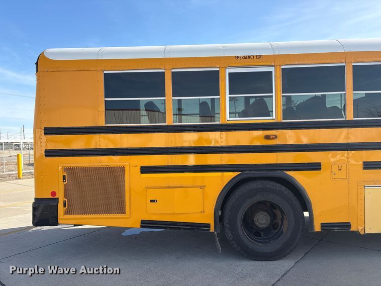 image for item FG2602 2014 Blue Bird school bus