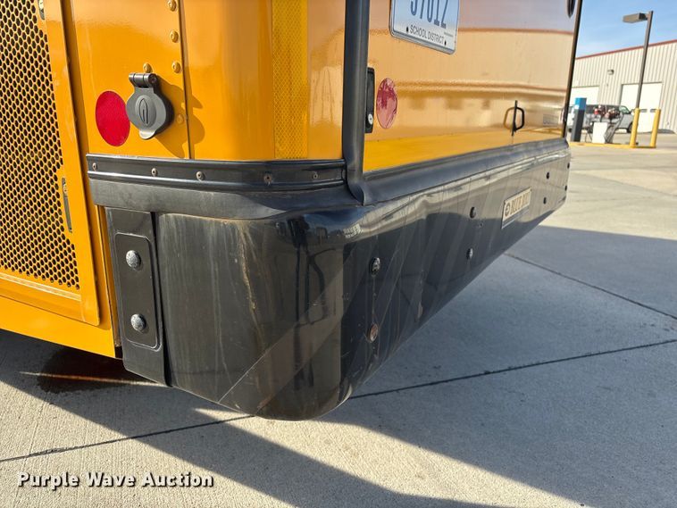 image for item FG2602 2014 Blue Bird school bus