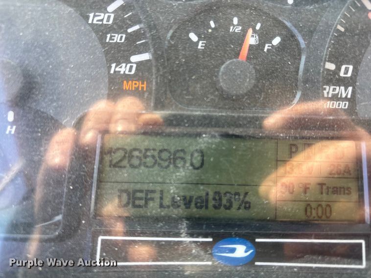 image for item FG2602 2014 Blue Bird school bus