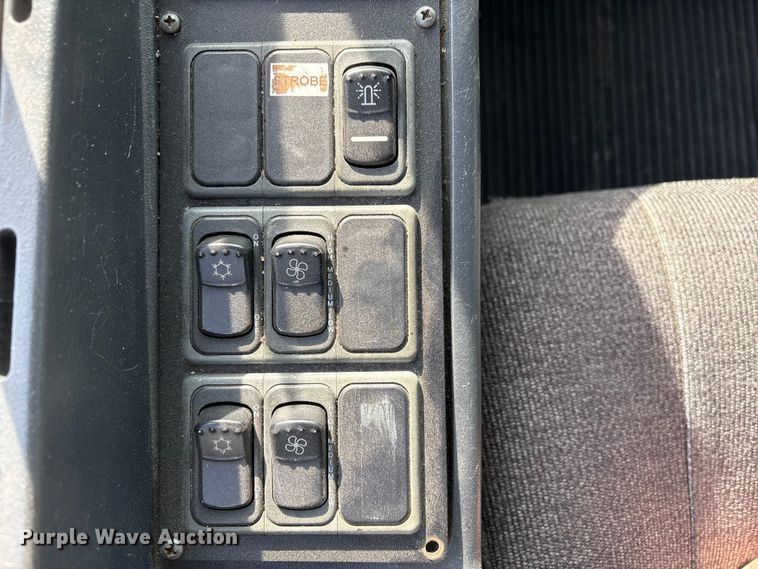 image for item FG2602 2014 Blue Bird school bus