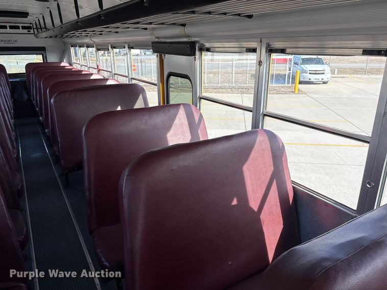 image for item FG2602 2014 Blue Bird school bus