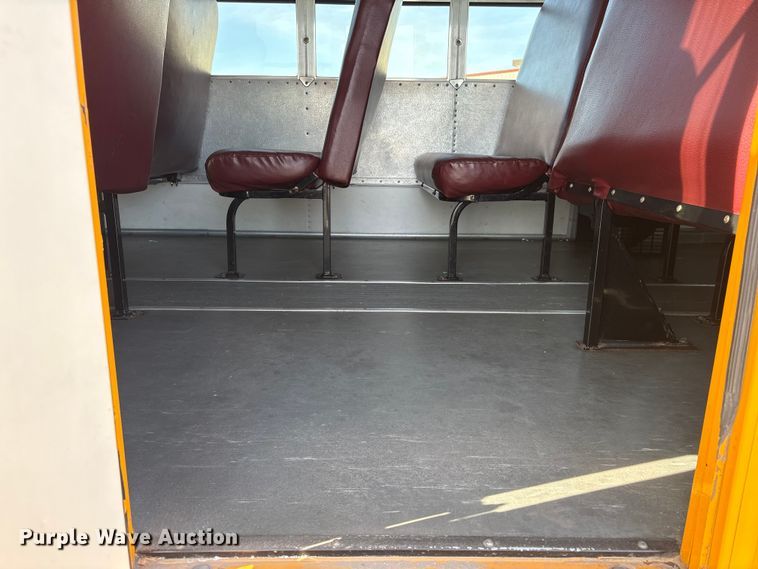 image for item FG2602 2014 Blue Bird school bus