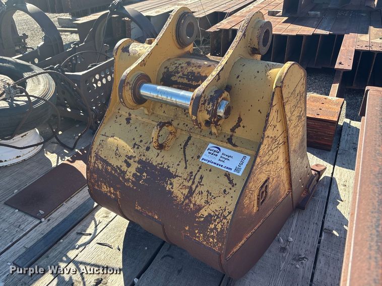 image for item FG2729 Balderson excavator bucket