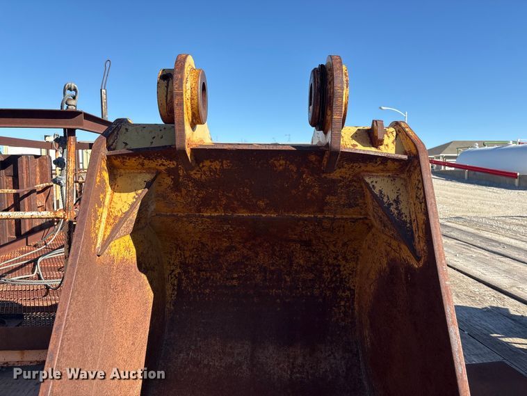 image for item FG2729 Balderson excavator bucket