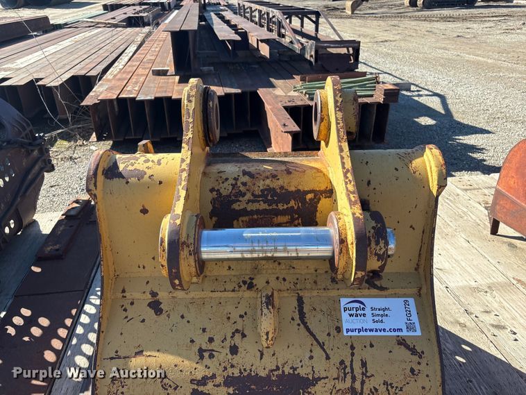 image for item FG2729 Balderson excavator bucket
