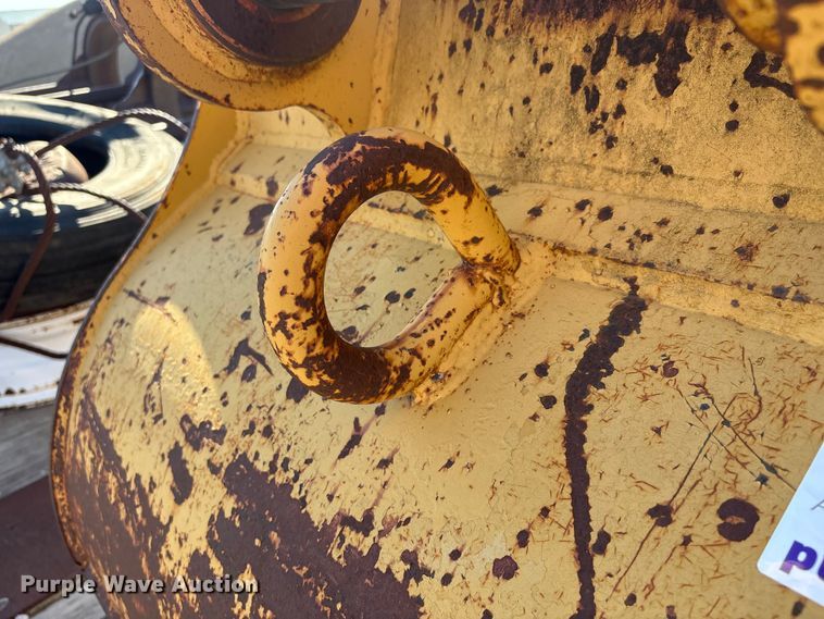 image for item FG2729 Balderson excavator bucket