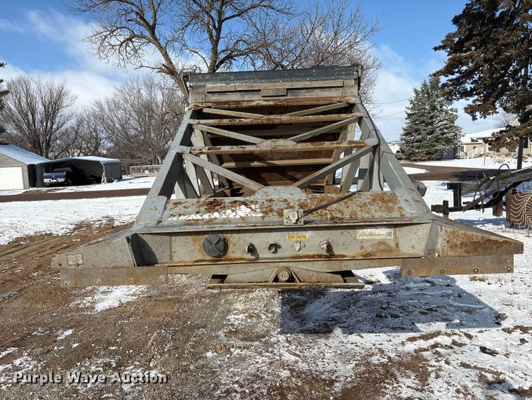 image for item FG2731 2018 Manac 4B346A230 bottom dump trailer