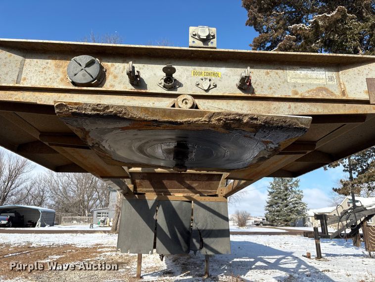 image for item FG2731 2018 Manac 4B346A230 bottom dump trailer