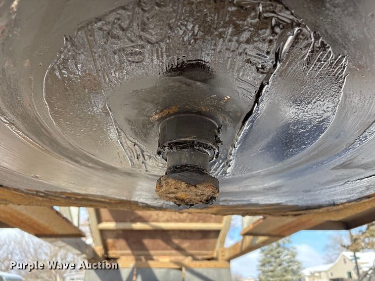 image for item FG2731 2018 Manac 4B346A230 bottom dump trailer