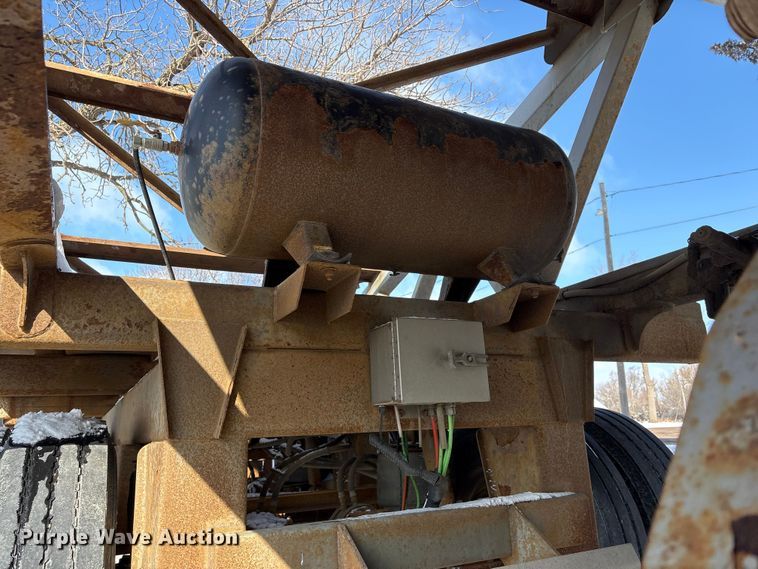 image for item FG2731 2018 Manac 4B346A230 bottom dump trailer