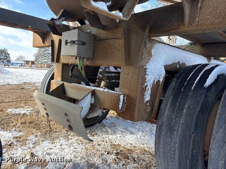 image for item FG2731 2018 Manac 4B346A230 bottom dump trailer