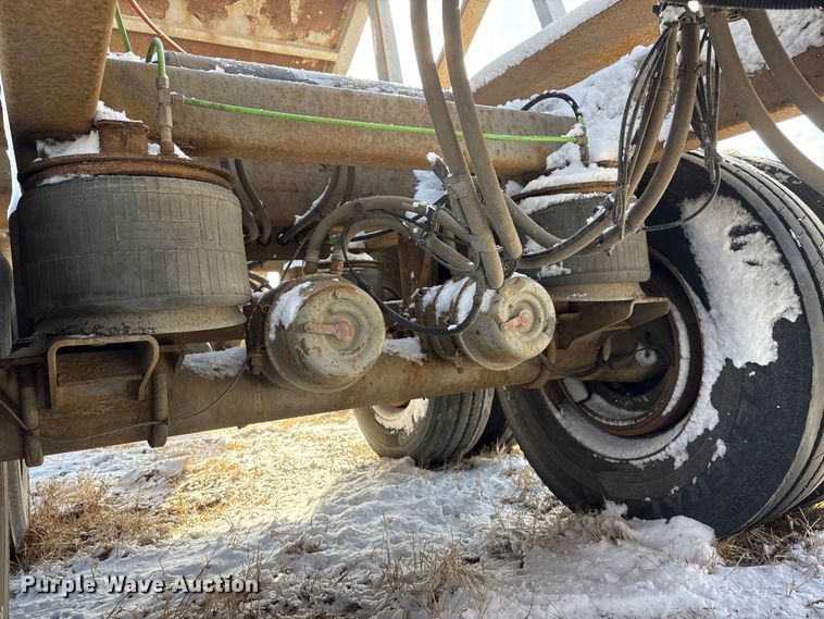 image for item FG2731 2018 Manac 4B346A230 bottom dump trailer