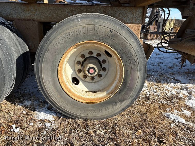 image for item FG2731 2018 Manac 4B346A230 bottom dump trailer