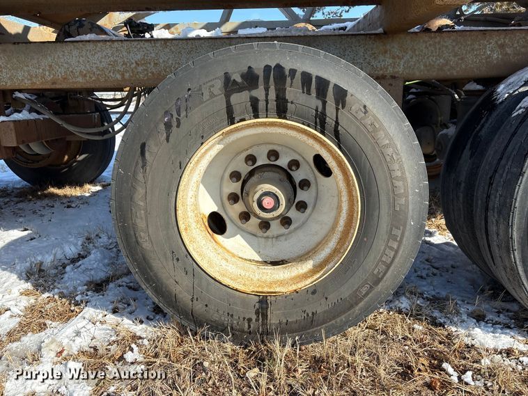 image for item FG2731 2018 Manac 4B346A230 bottom dump trailer