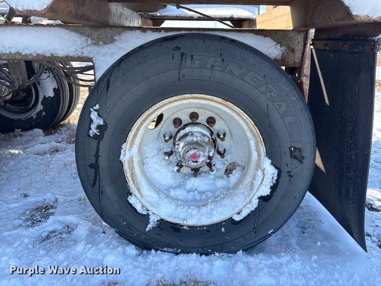 image for item FG2731 2018 Manac 4B346A230 bottom dump trailer