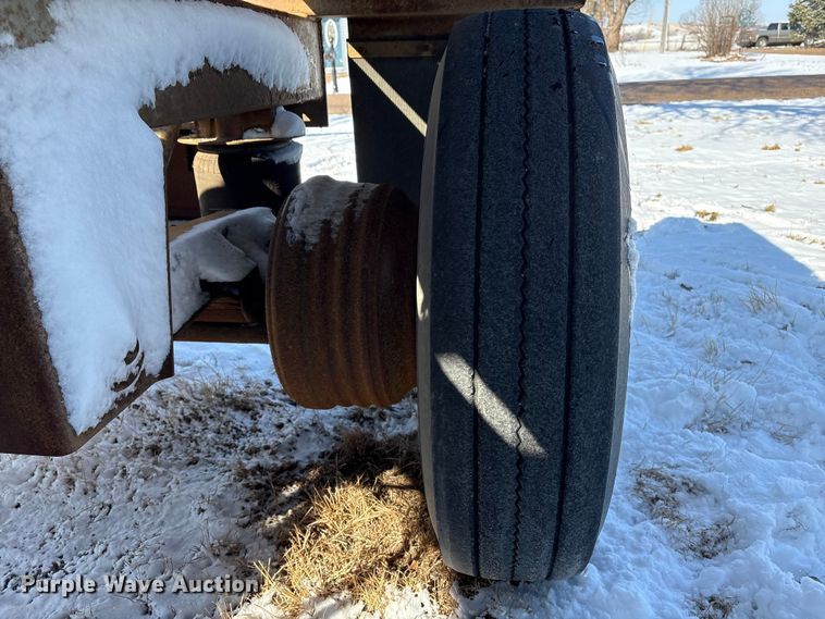 image for item FG2731 2018 Manac 4B346A230 bottom dump trailer