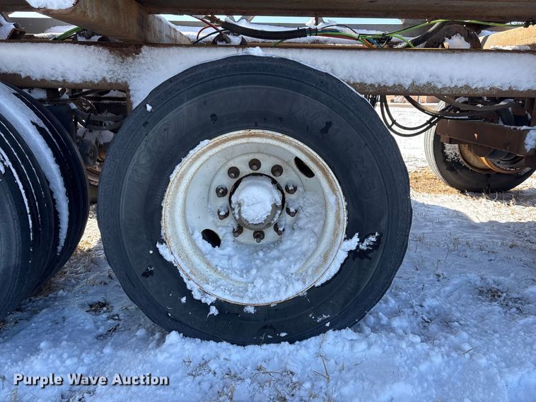 image for item FG2731 2018 Manac 4B346A230 bottom dump trailer