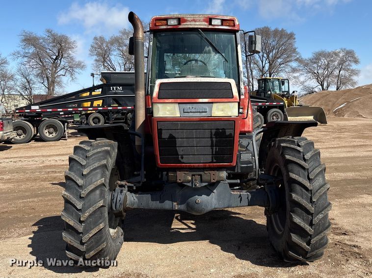image for item FG2732 1996 Case IH 7220 MFWD tractor