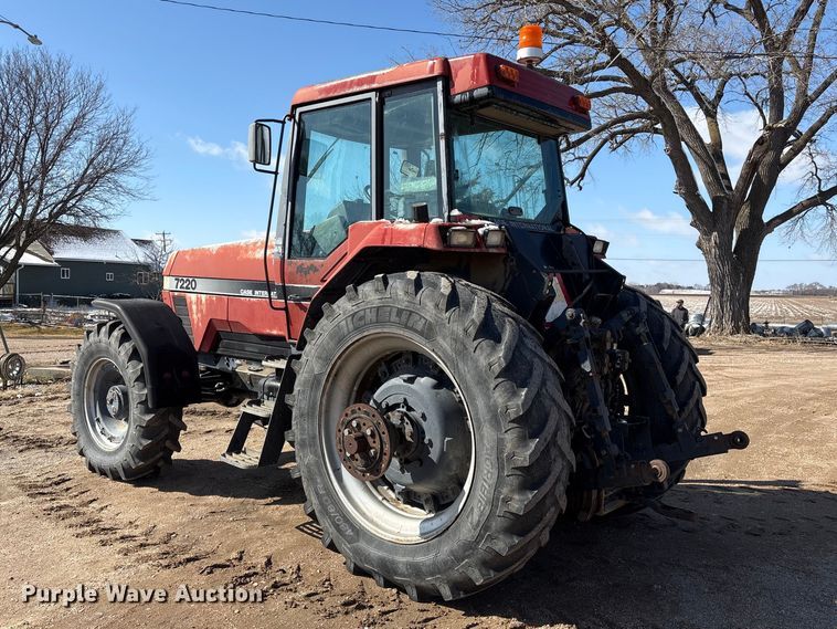 image for item FG2732 1996 Case IH 7220 MFWD tractor