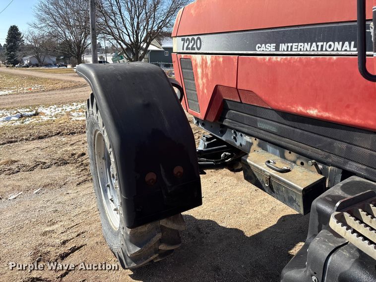 image for item FG2732 1996 Case IH 7220 MFWD tractor