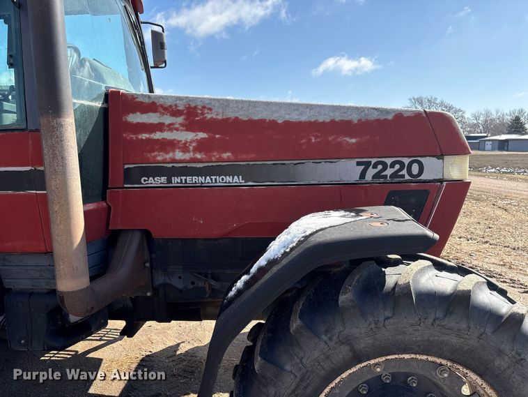 image for item FG2732 1996 Case IH 7220 MFWD tractor