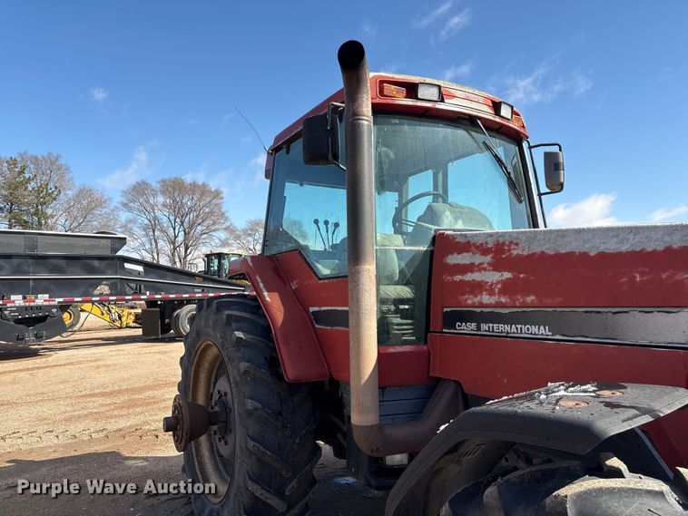 image for item FG2732 1996 Case IH 7220 MFWD tractor