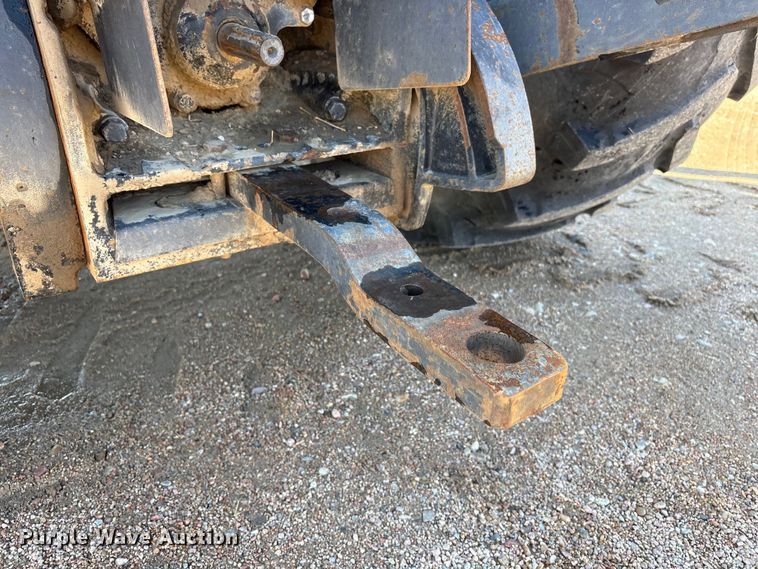 image for item FG2732 1996 Case IH 7220 MFWD tractor